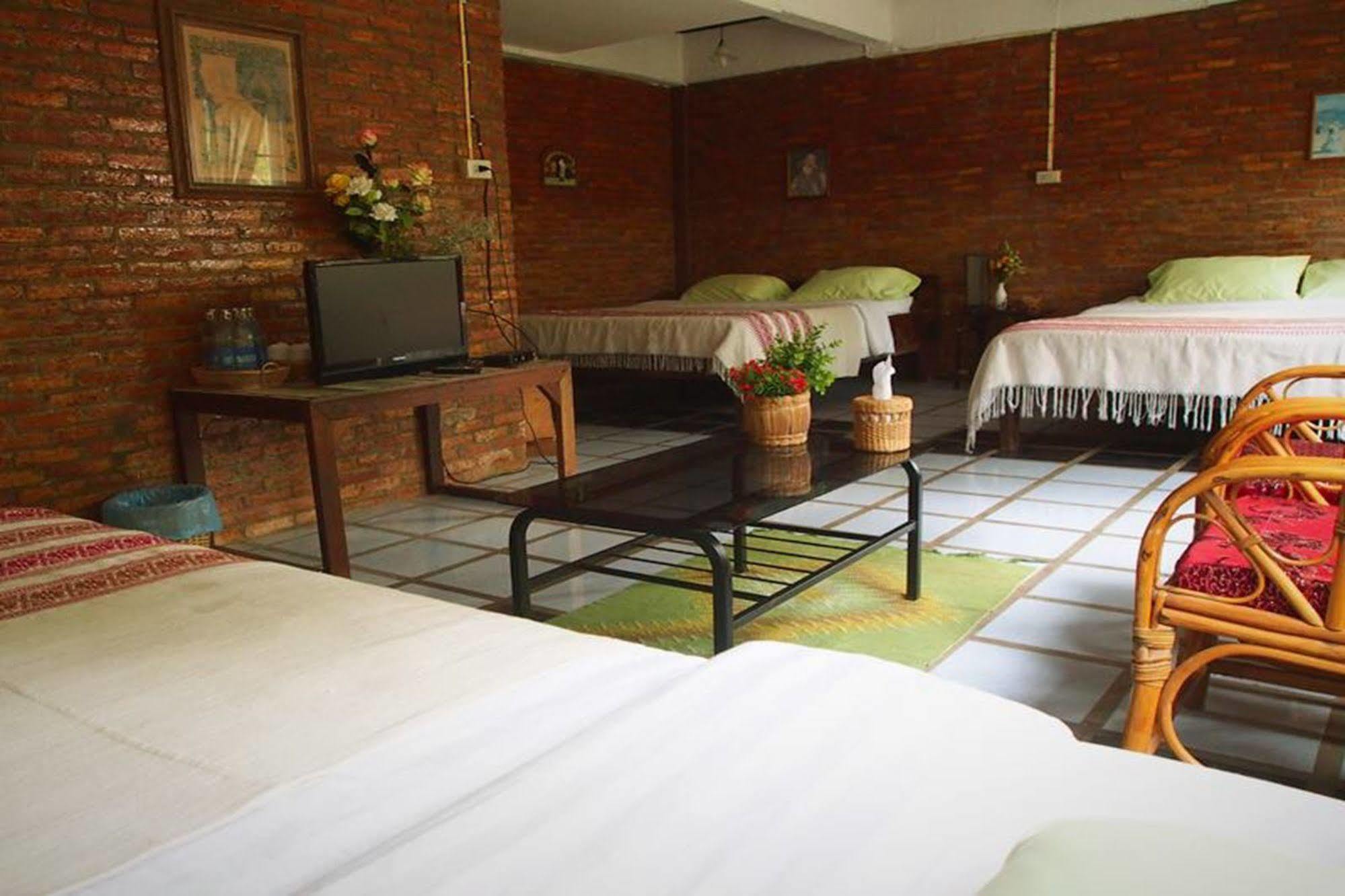 Srinual Lodge Nan Zewnętrze zdjęcie