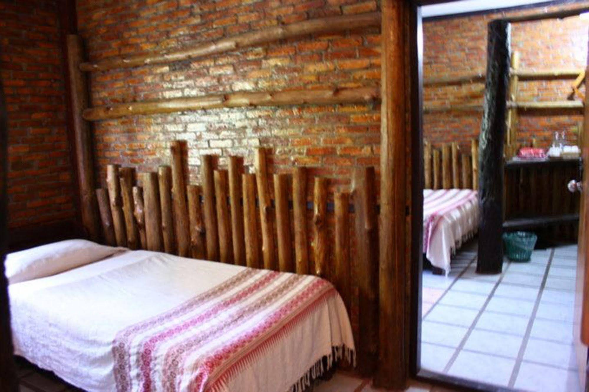 Srinual Lodge Nan Zewnętrze zdjęcie