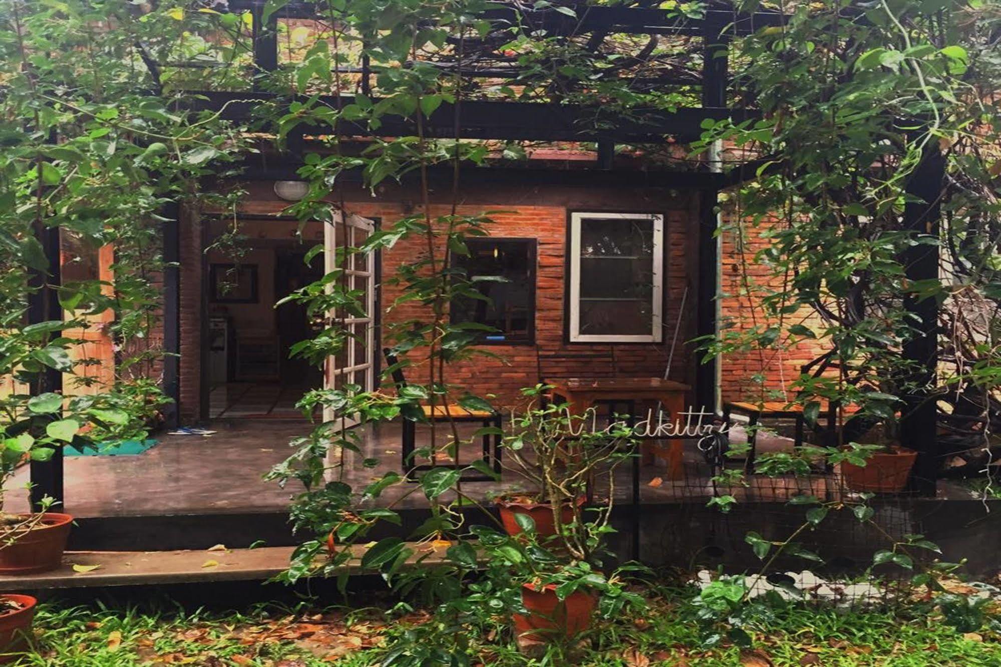 Srinual Lodge Nan Zewnętrze zdjęcie